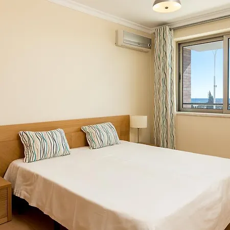 Edificio Plaza モンテ・ゴルド